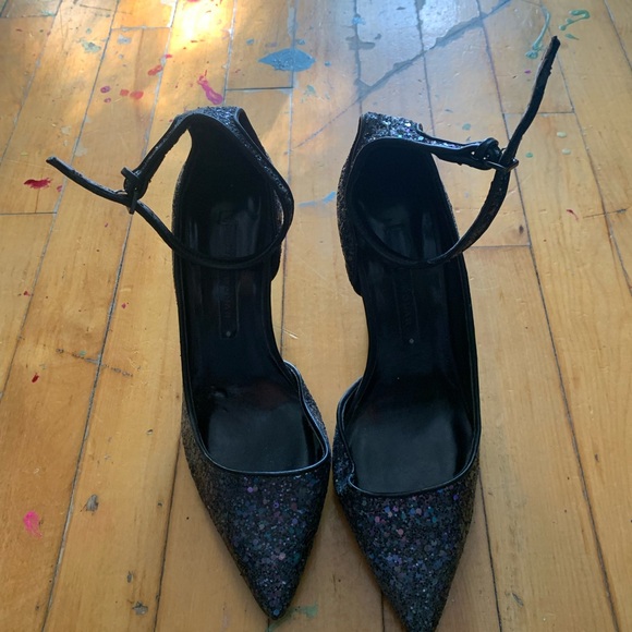 Zara Black Glitter Women's Heels with ankle strap pointy toes - Picture 2 of 5
